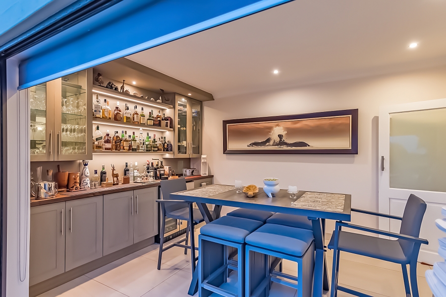5 Bedroom Property for Sale in Club Milos Estate Free State